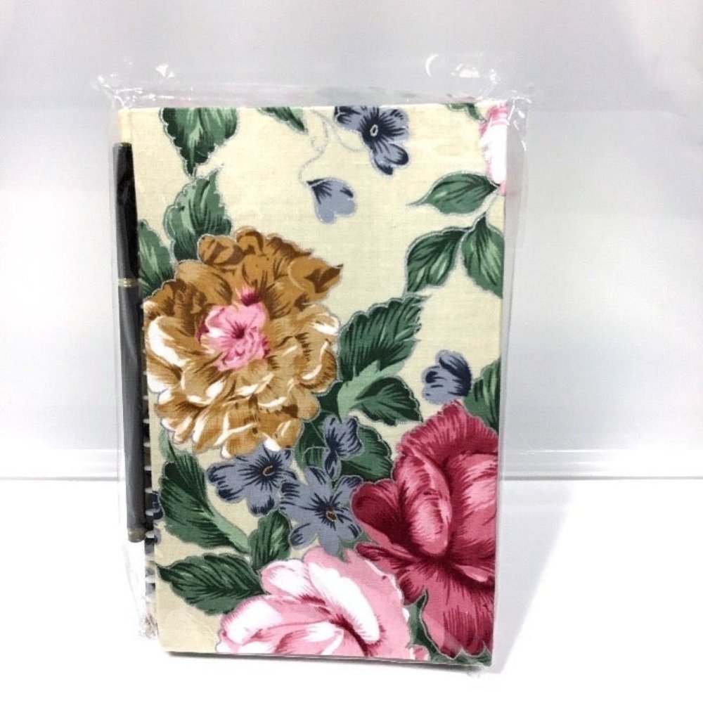 Cube Floral Print Spiral Planner Binder